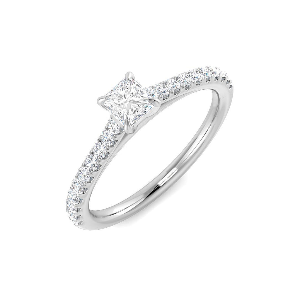 SR4058 — Ring - 9k White Gold