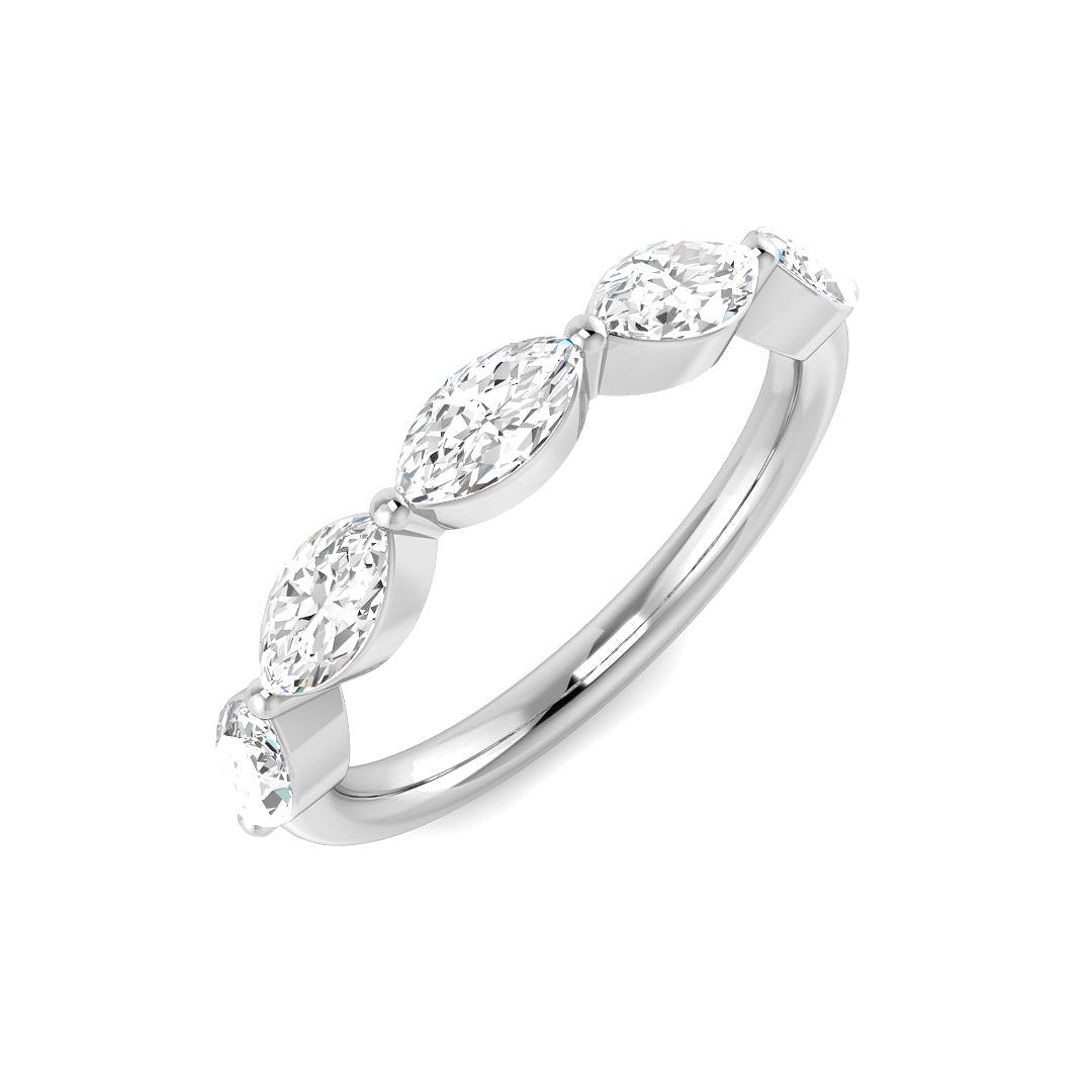 SR4382 — Ring - 9k White Gold