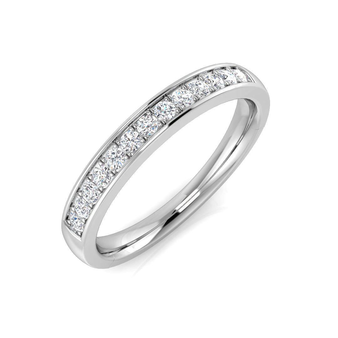 XYR11542 — Ring - 9k White Gold