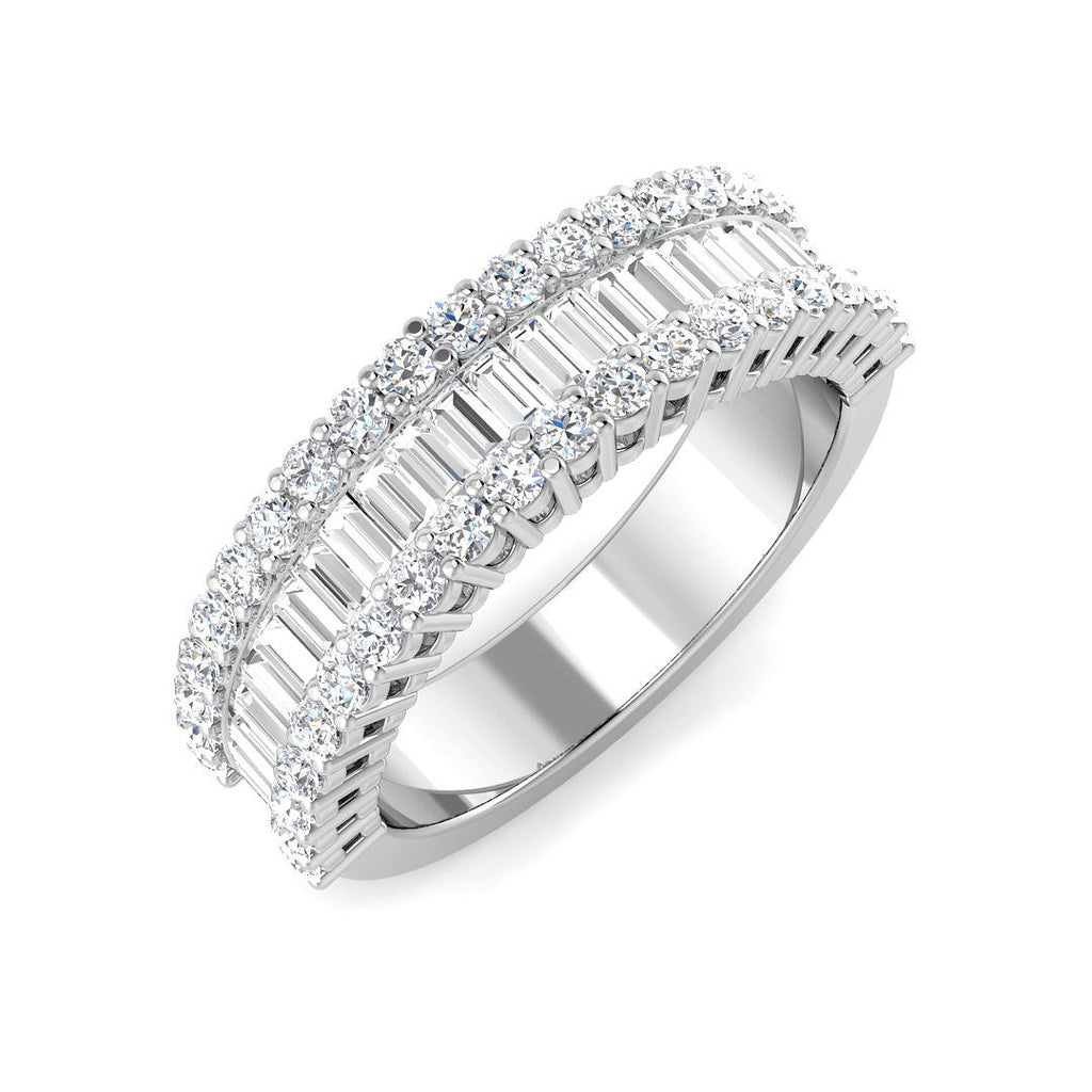 XYR4588 — Ring - 9k White Gold