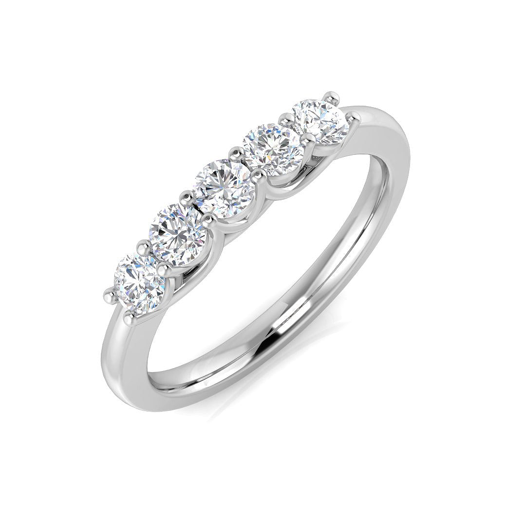 XYR6744 — Ring - 9k White Gold